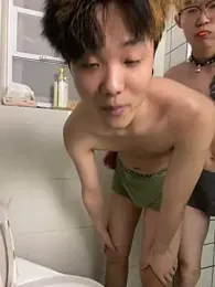 Chili-001 webcam stripchat model stream image