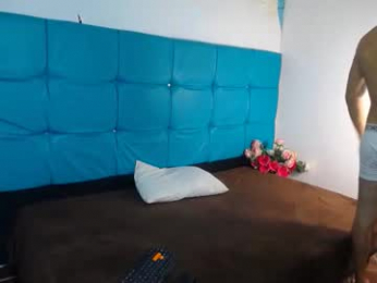 bunny_petit webcam model stream image