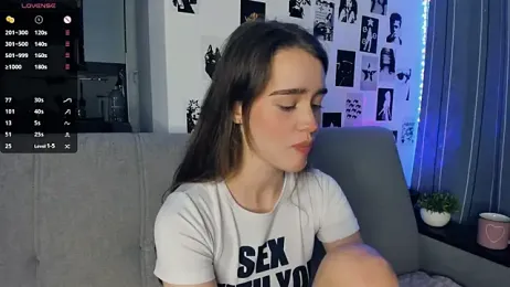 lovelyalivia webcam model stream image