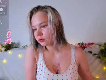 large_ocean webcam model stream image