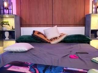 juliamasson webcam model stream image