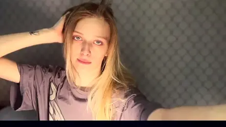 Evvie_Summn1 webcam model stream image