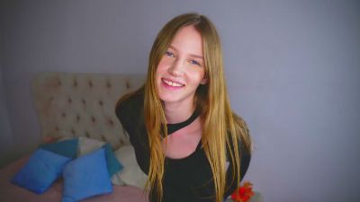 CoreenShandro webcam cam4 model stream image