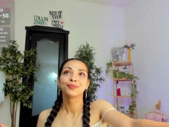 Cheerish webcam model stream image