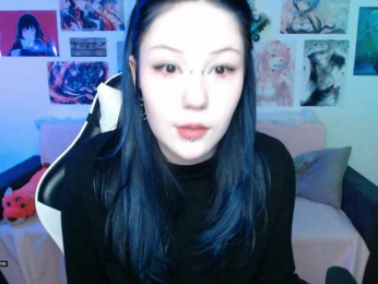 Hugo-Min webcam model stream image