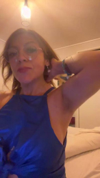 charlotte_milf3 webcam model stream image