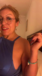 charlotte_milf3 webcam model stream image