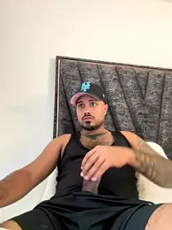 PapiStan webcam model stream image