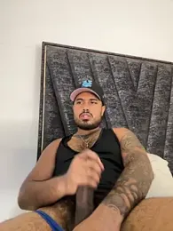 PapiStan webcam stripchat model stream image