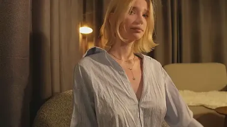 VivianKings webcam model stream image