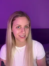 lunawolf21 webcam model stream image