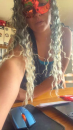 Rachelfrozono webcam model stream image