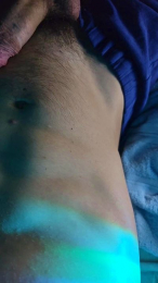 OmbraCremisi99 webcam model stream image