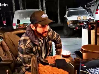 wakehimup webcam model stream image