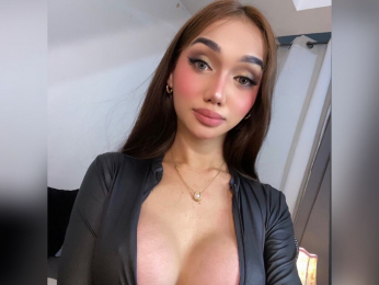 AndreanaThompson webcam model stream image