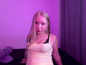 VelvetLilly webcam model stream image