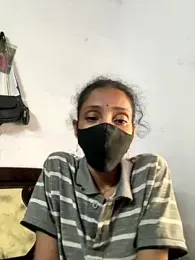 sweetreddy-02 webcam model stream image