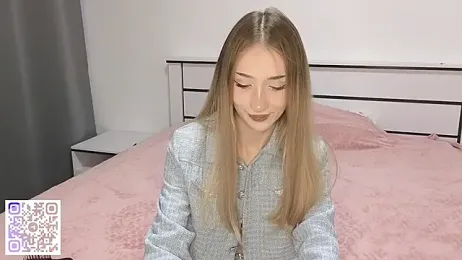 VikiSea webcam model stream image