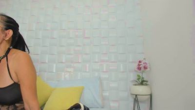 yulitza1 webcam model stream image