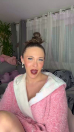 Alyshamia webcam model stream image