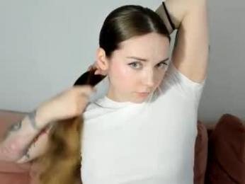 thisisamelia webcam model stream image