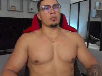 tyler_hank1 webcam model stream image