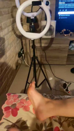 dollyredyxx webcam model stream image