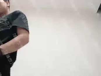 yangyang2006 webcam model stream image