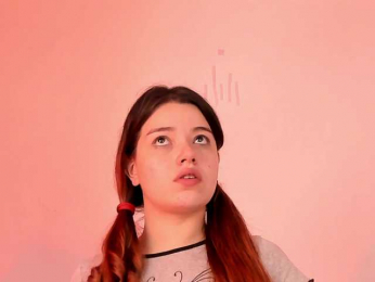 Pamela-Velvet webcam model stream image