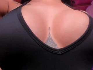 katienolan webcam model stream image