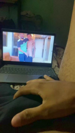 Pauzudo18vini webcam model stream image