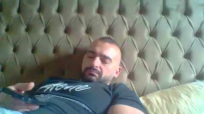 camera_arab webcam model stream image