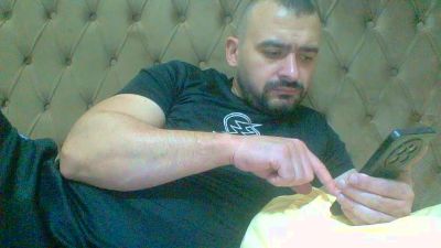 camera_arab webcam model stream image