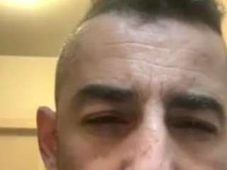 righthondj webcam model stream image