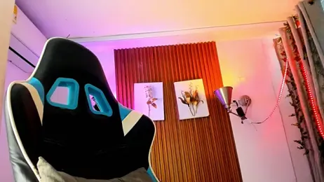 Darwin_mayo webcam model stream image