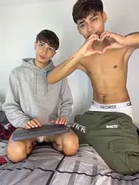 Douglas_x webcam model stream image