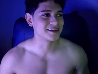 lilhotnando webcam model stream image