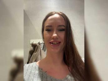 DiBlaze webcam bongacams model stream image