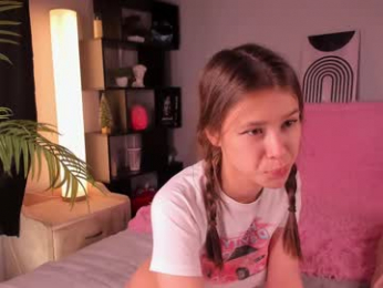 candy_sandy_ webcam model stream image