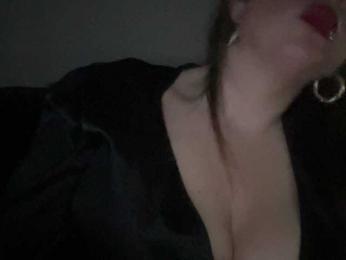 Djelina940 webcam bongacams model stream image