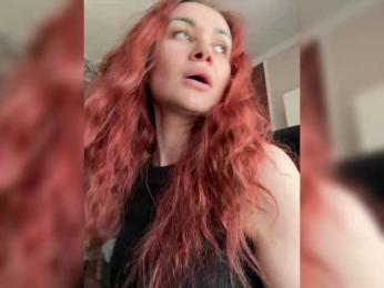Aliice-Al webcam model stream image