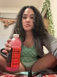 tastylolaaa webcam model stream image