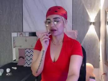 julieta__fox_ webcam chaturbate model stream image