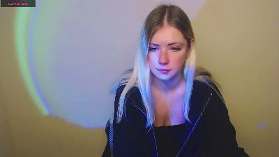 AliceMeaww_ webcam model stream image