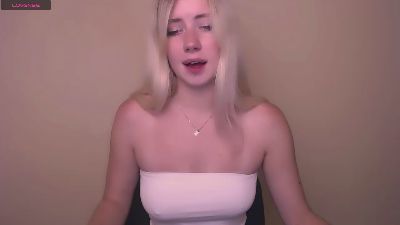 AliceMeaww_ webcam model stream image