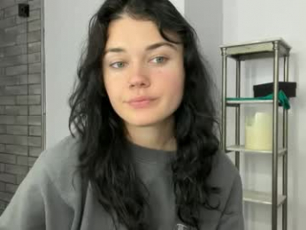 queencassidyy webcam model stream image