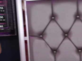 MayaHale webcam model stream image