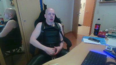 Piercing888 webcam model stream image