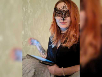 Lisichkaa webcam model stream image