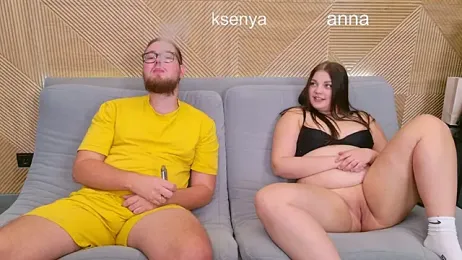 Ksenny webcam model stream image